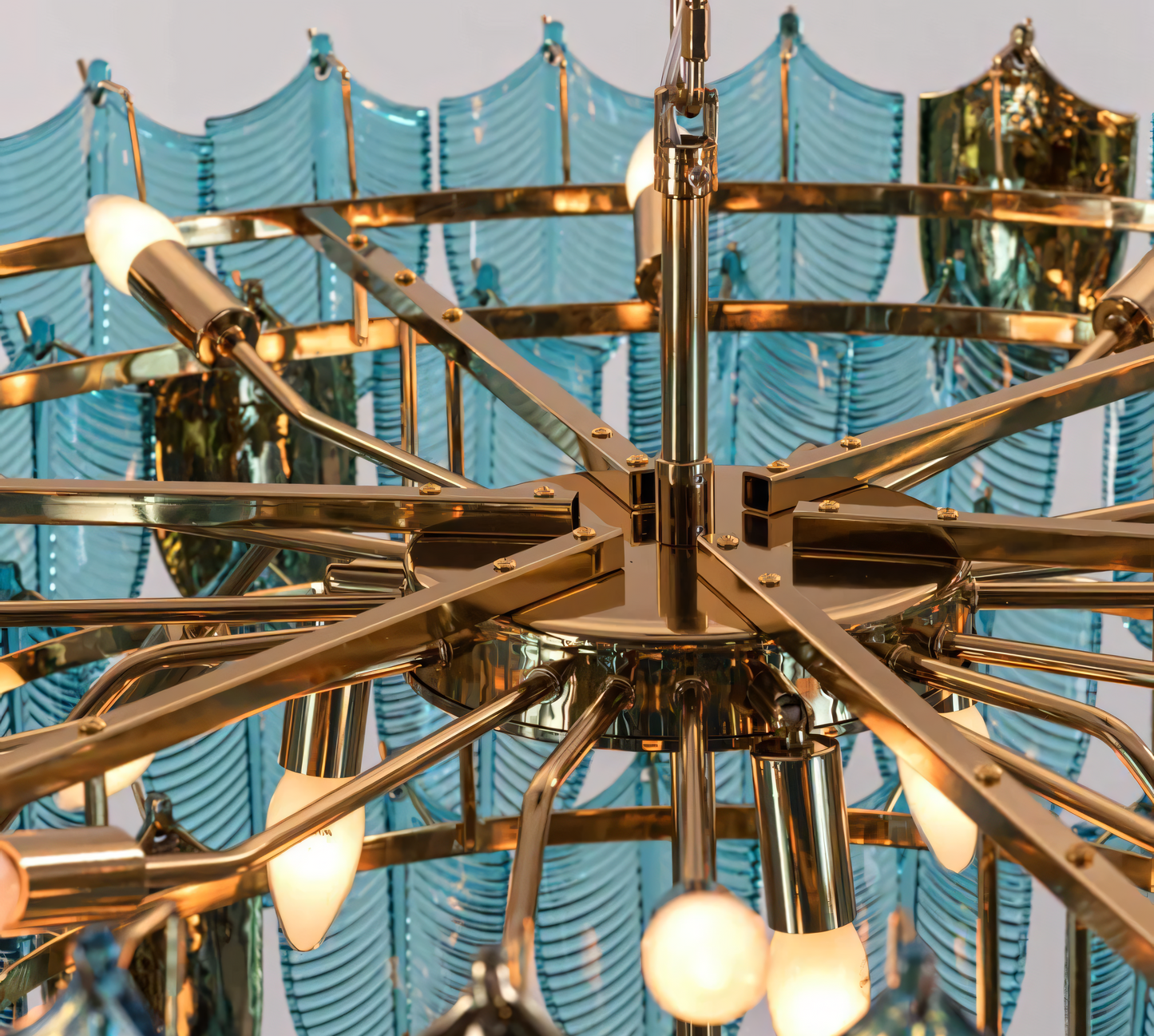 The Gratus Luxe Modern Glass Leaf Chandelier is a conversation starter that is sure to impress your guests.