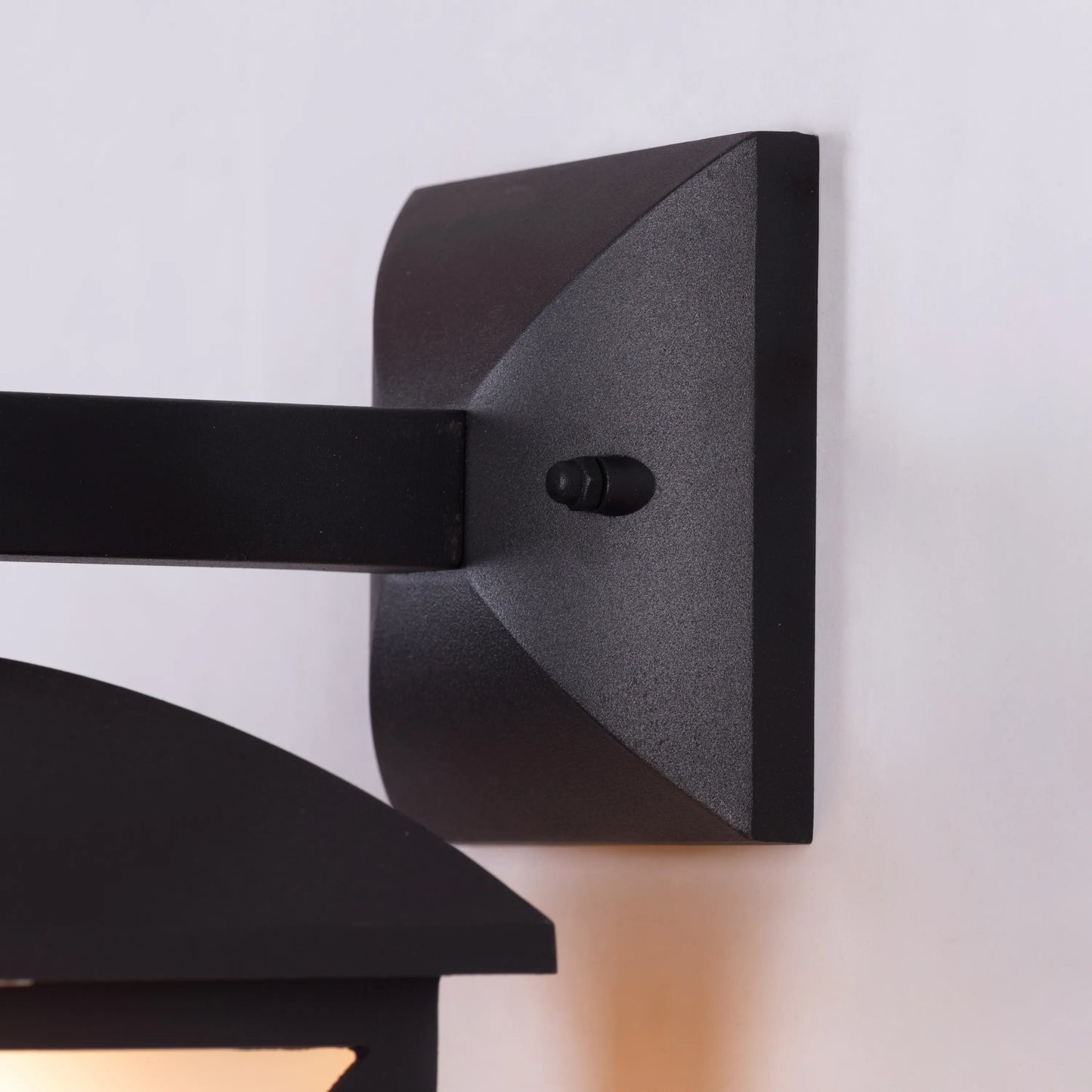 Trade Winds Outdoor / Indoor Wall Light