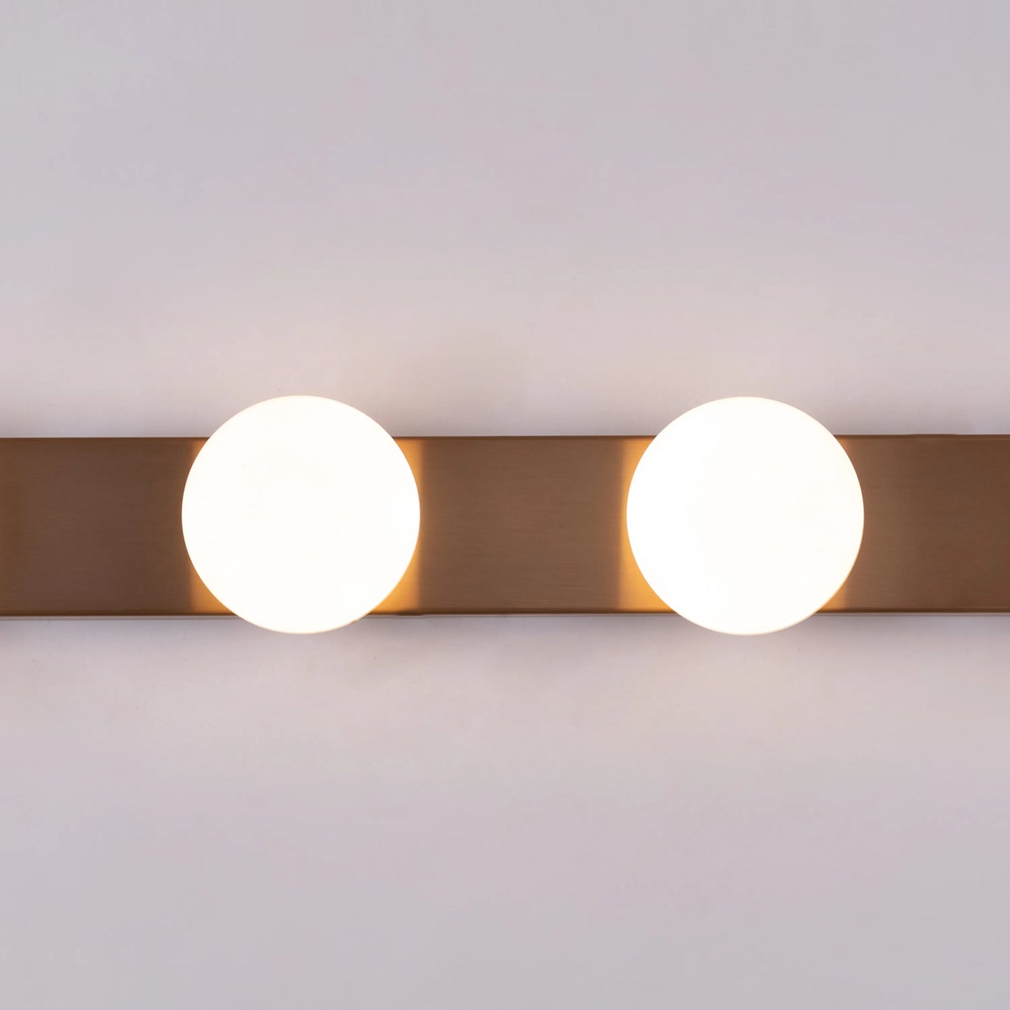 Attitude Vanity Light