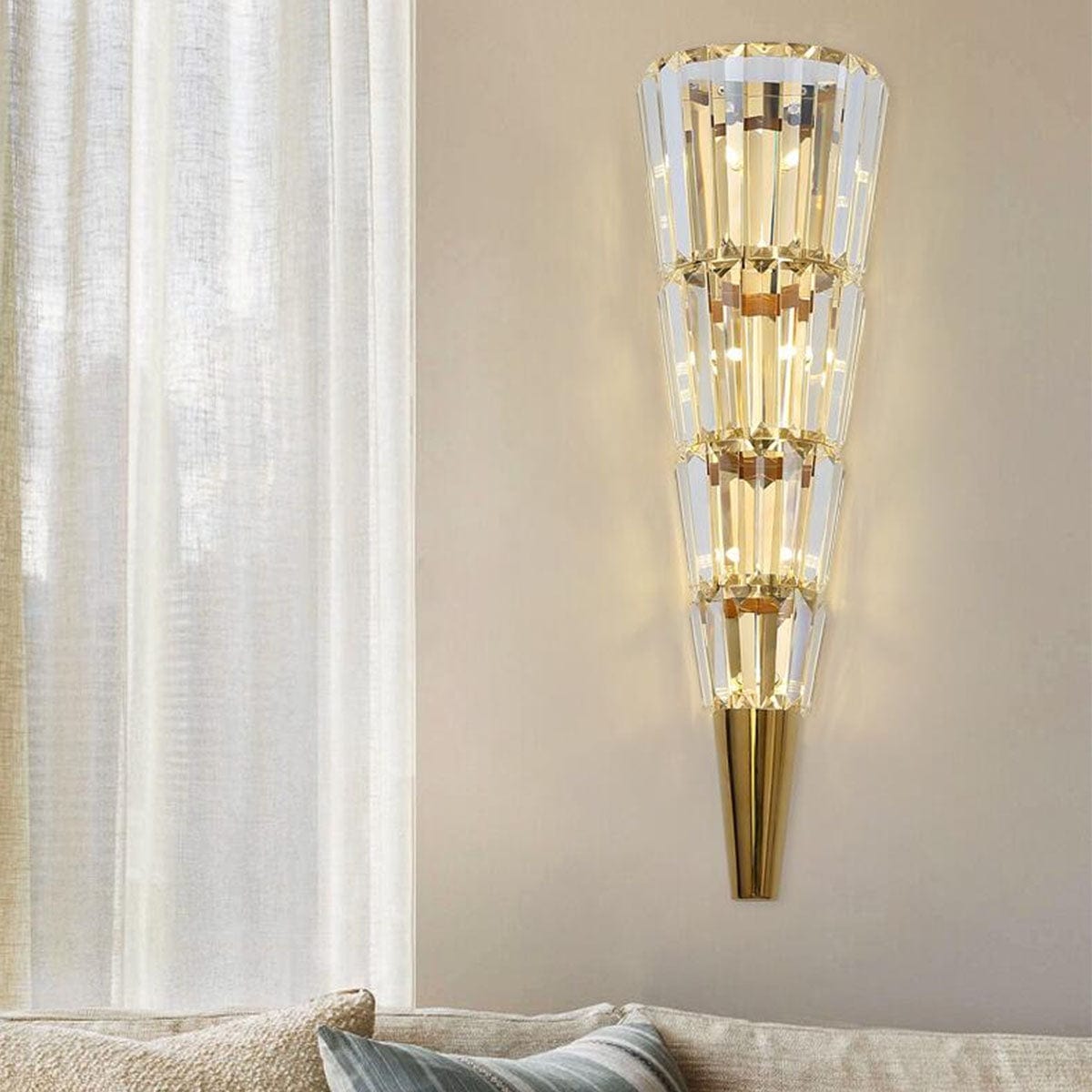 Transporting narratives, Strobile Wall Light