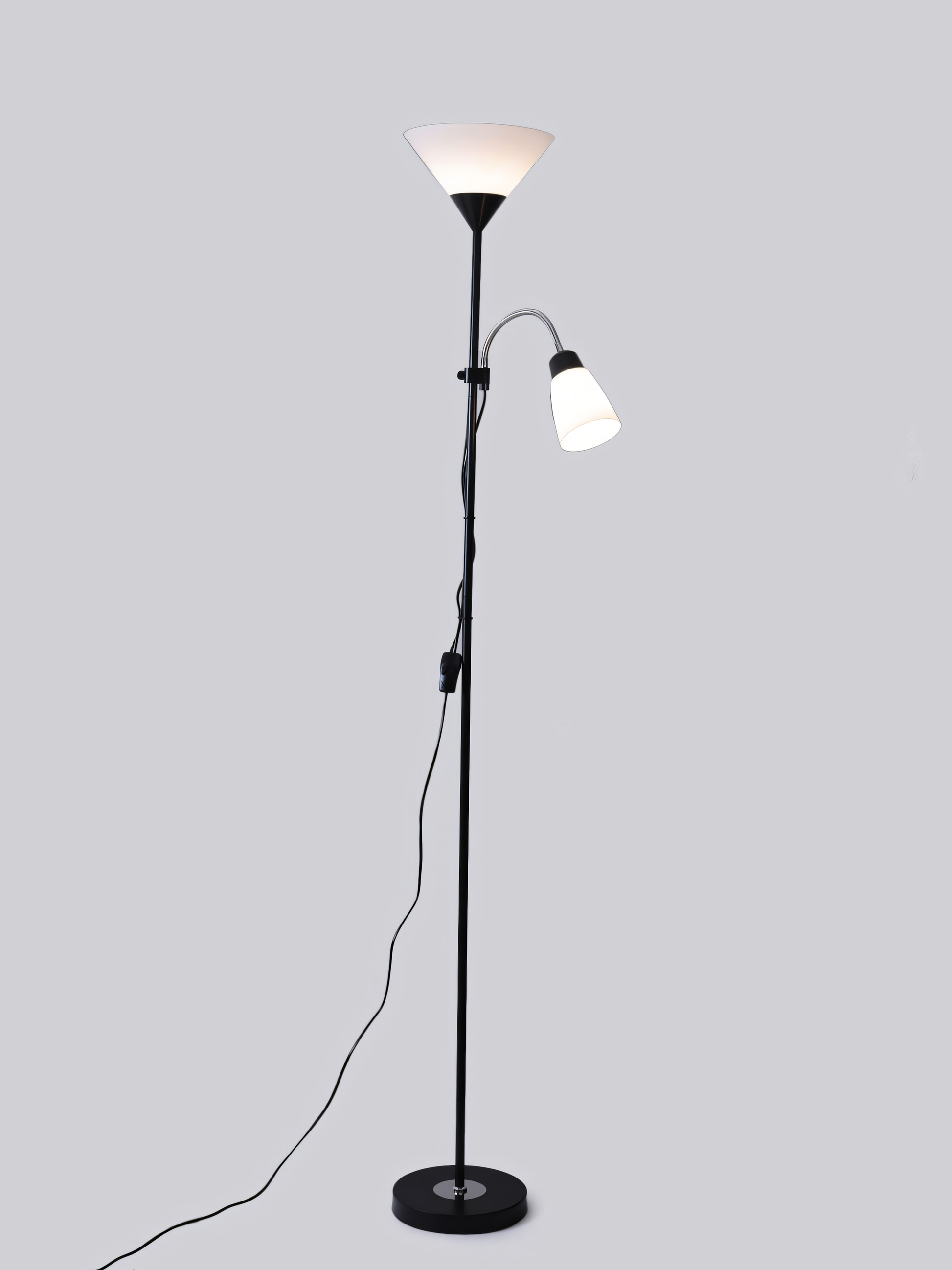 Adjustable arm of the Silvius Floor Lamp for optimal lighting