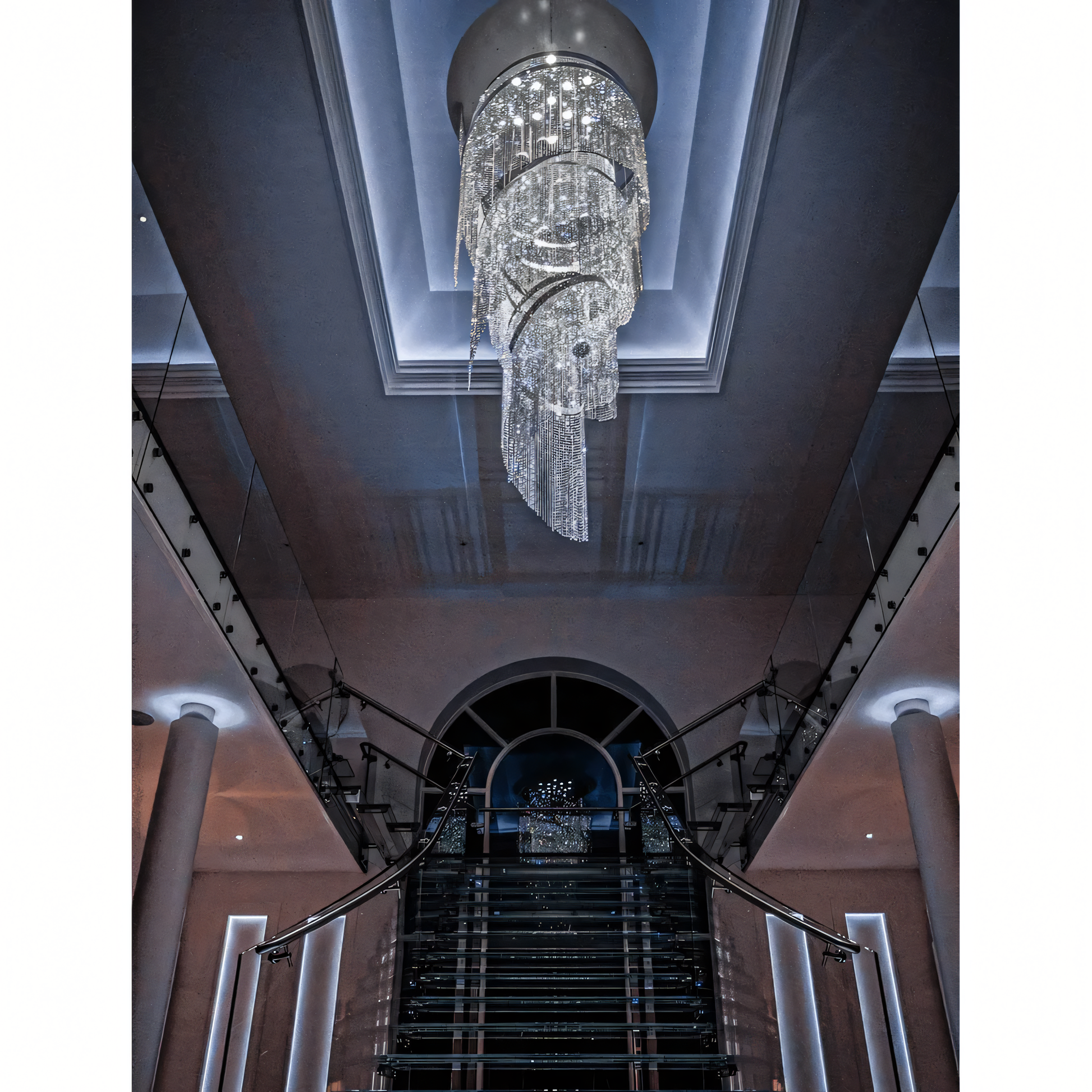 Elegant Luxuriosa long crystal hanging lights, a harmonious blend of luxury and modernity