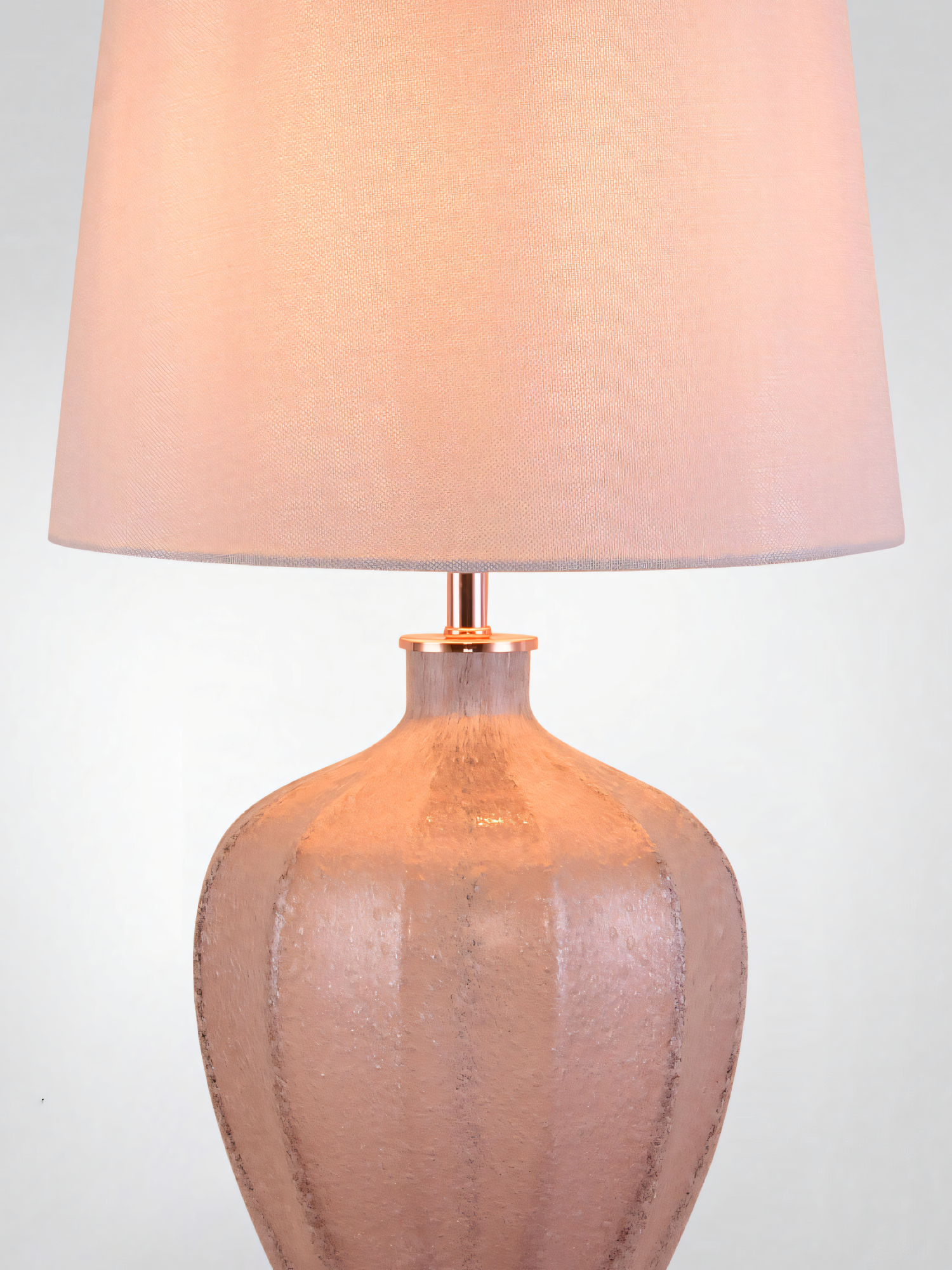 Cozy and inviting table lamp for living room