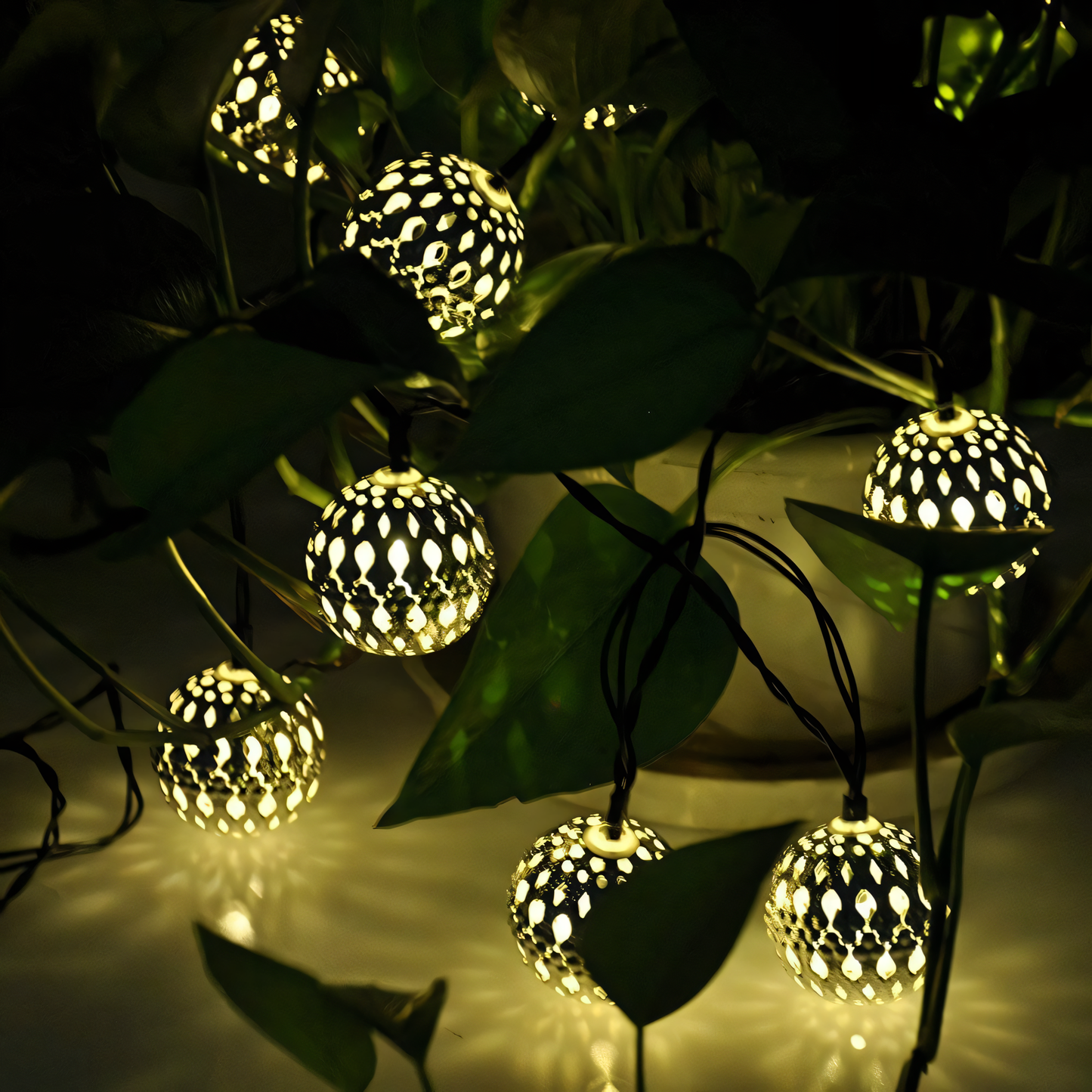 Metal Ball Decorative LED Fancy Light