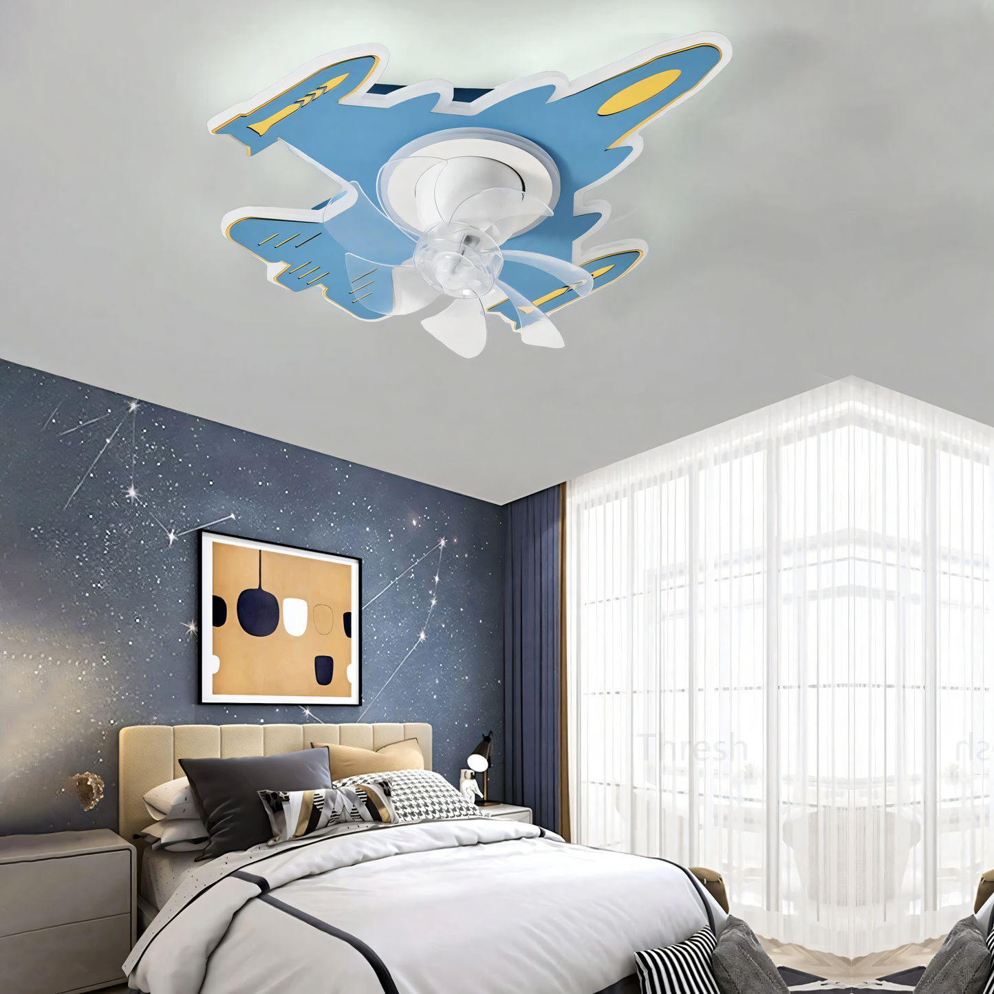 Playful and cooling ceiling fan for a fun kid's room