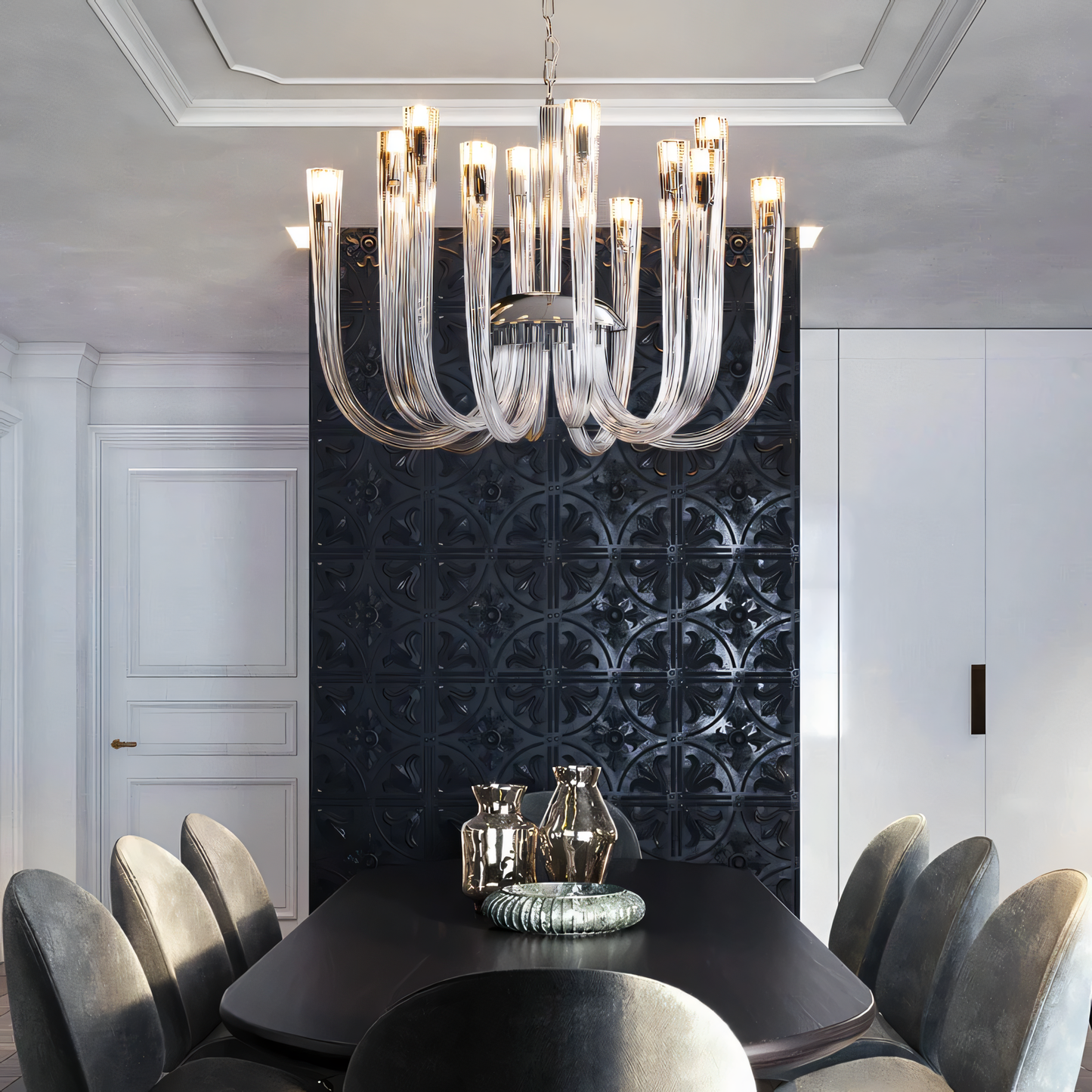 Opulent 16-arm clear glass chandelier for Italian villas