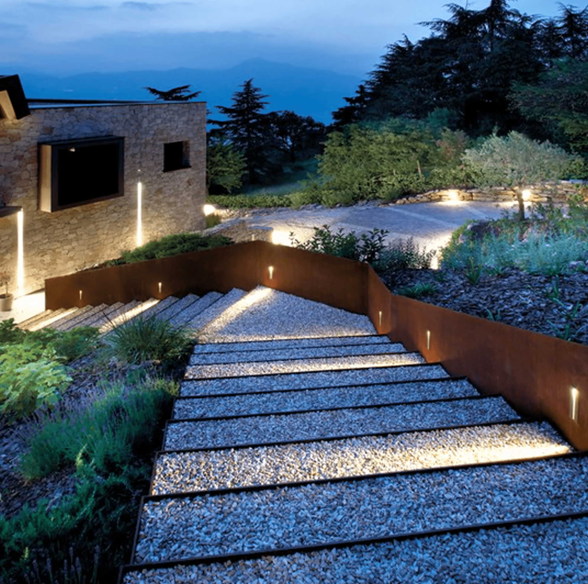 Contemporary outdoor accent light