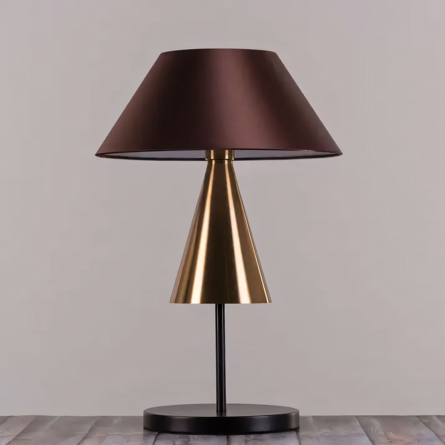 Slow Burn (Gold, Black) Table Lamp: Versatile Lighting Accessory