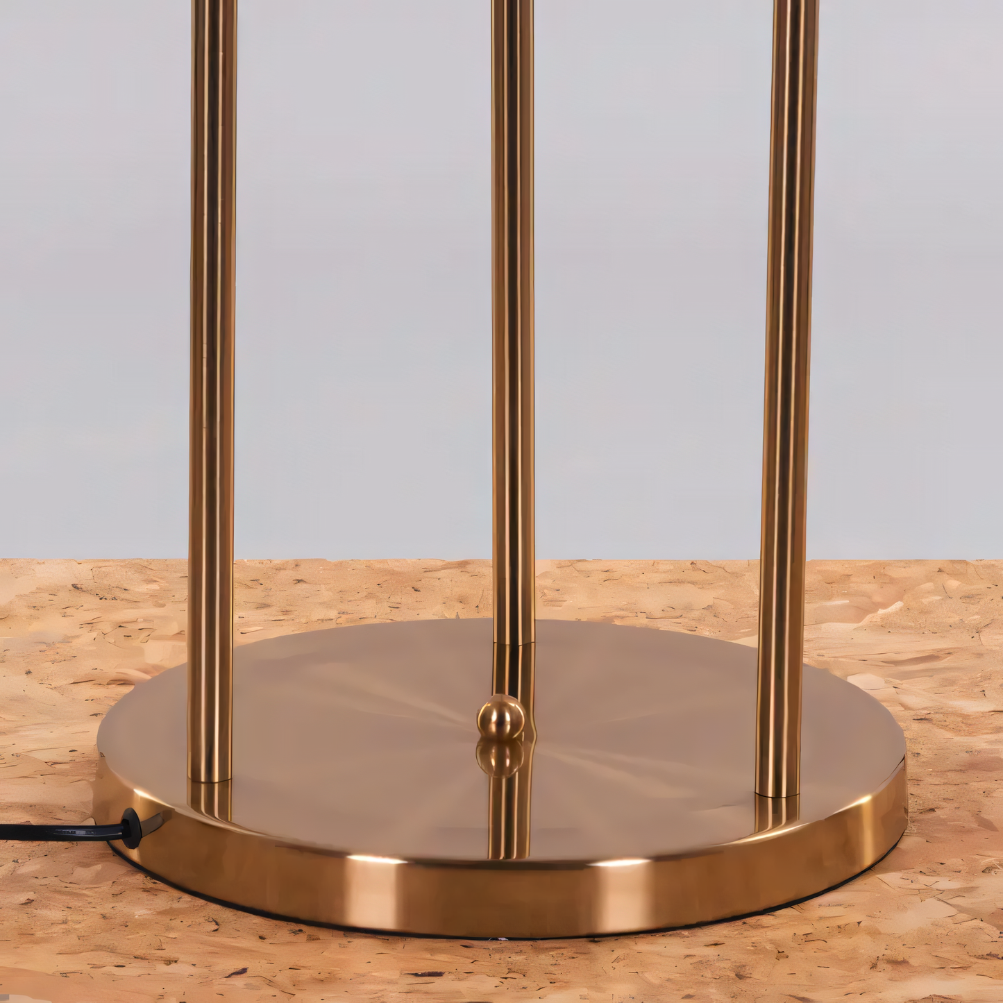 Grandiose floor lamp for luxurious living spaces