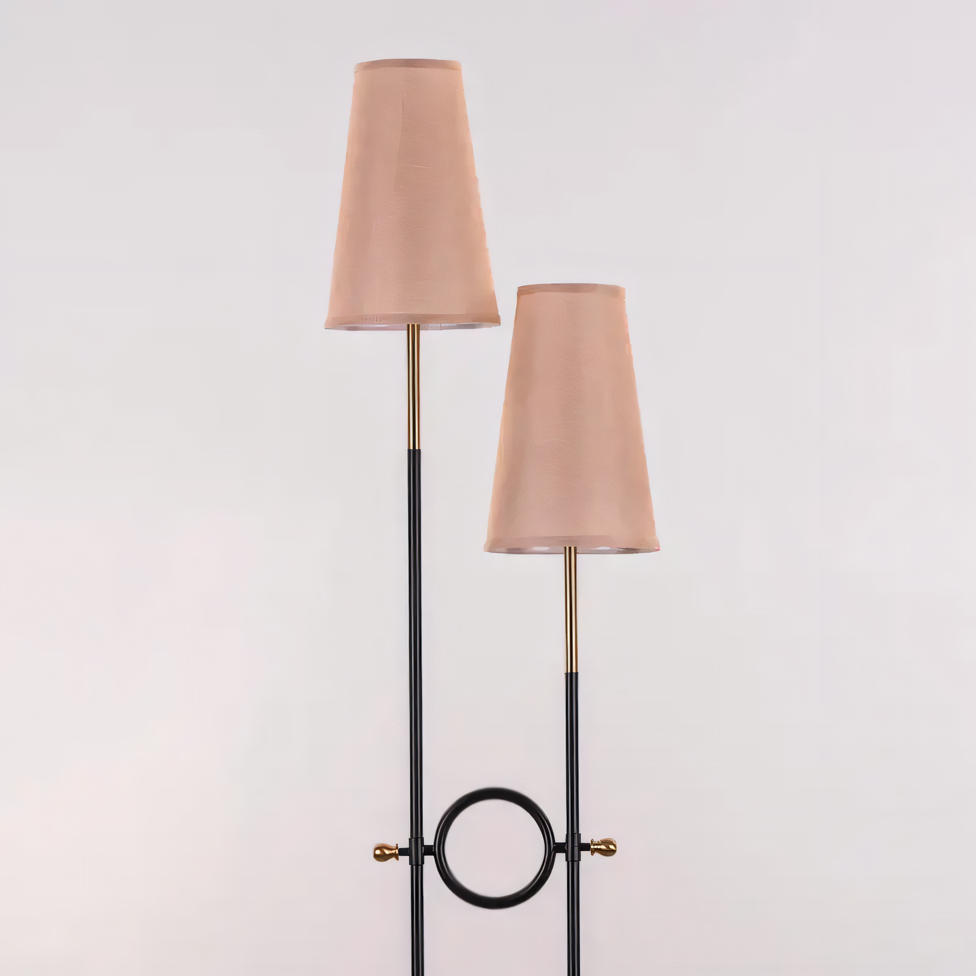 Gospel Truth floor lamp for a modern city-inspired ambiance