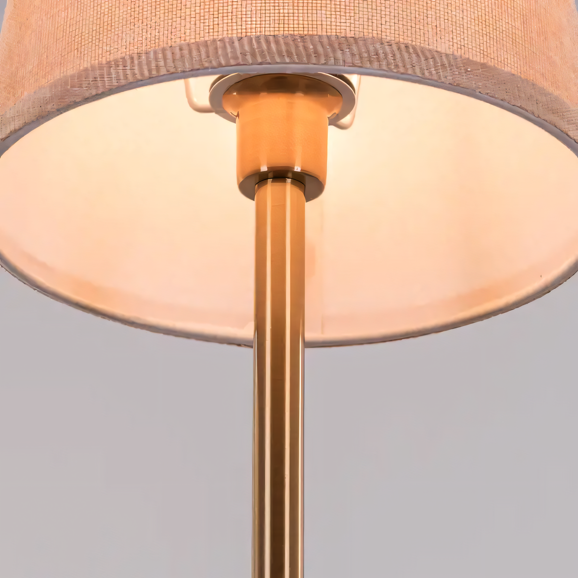 Stylish and sophisticated floor lamp for any interior