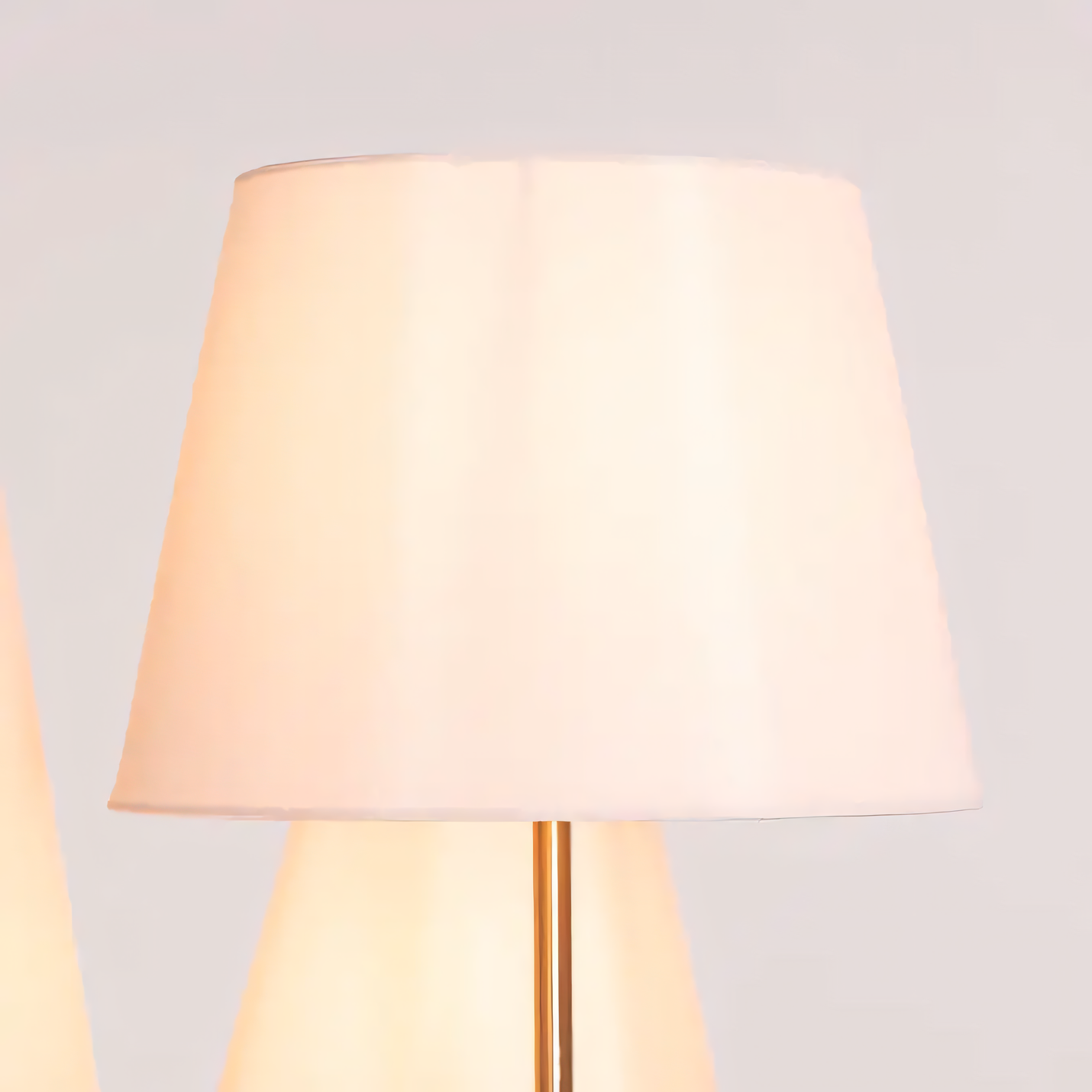 Stunning LED floor lamp with gold and beige accents