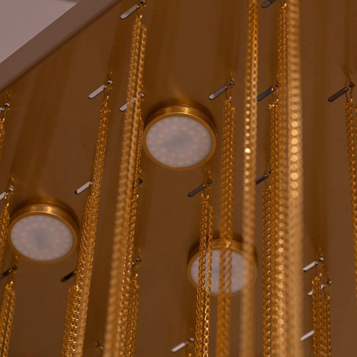 Caesar's Palace (Medium, White, 3 Color Dimmable LED Spotlight with Remote Control) Marble Chandelier