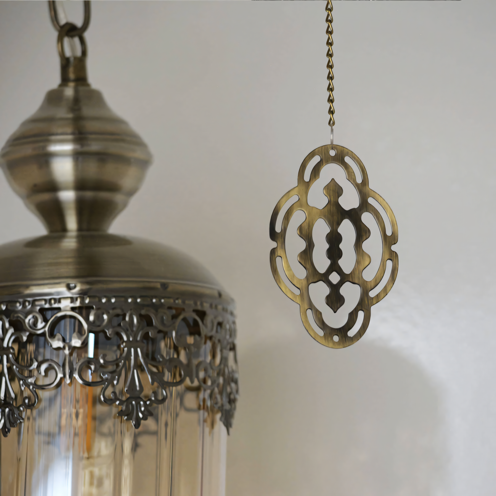 Sophisticated and enchanting lantern-inspired chandelier for luxury spas