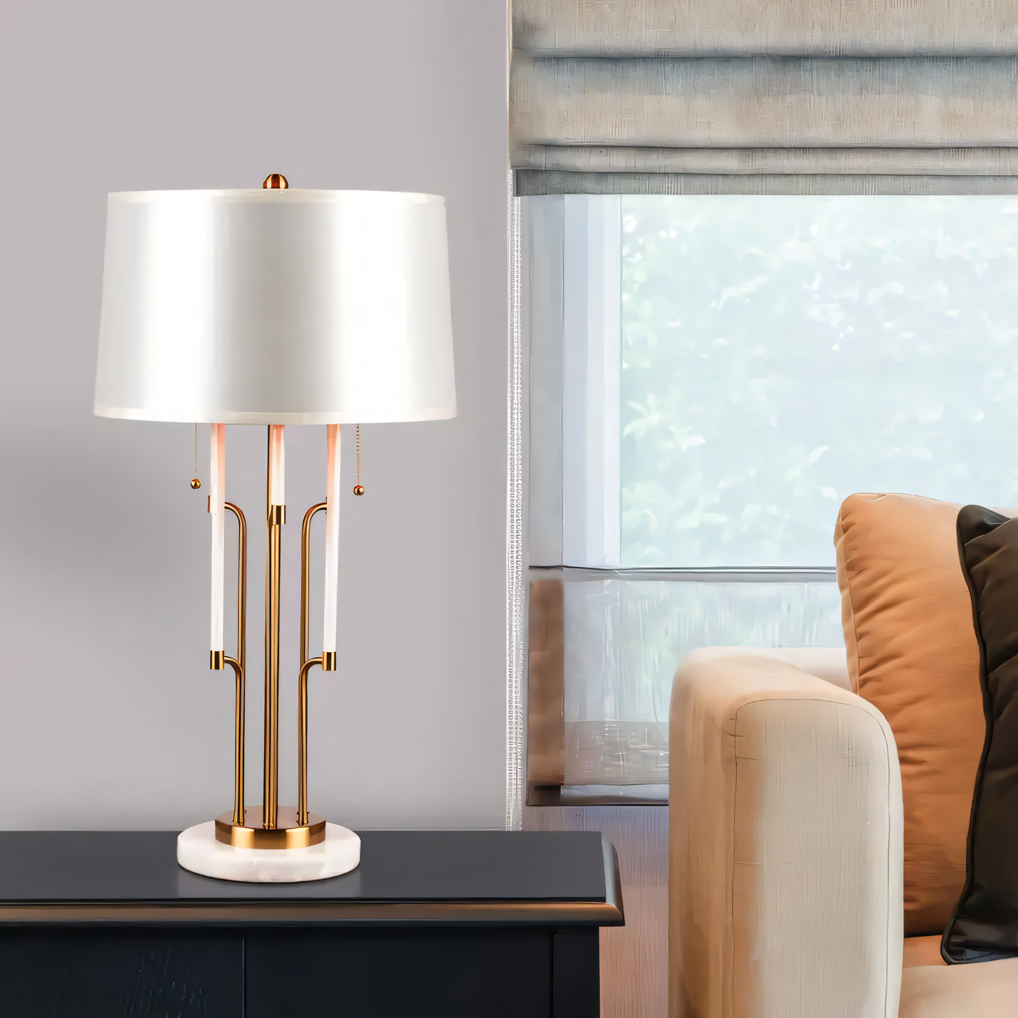 Standstill Marble Table Lamp in Gold and Off White