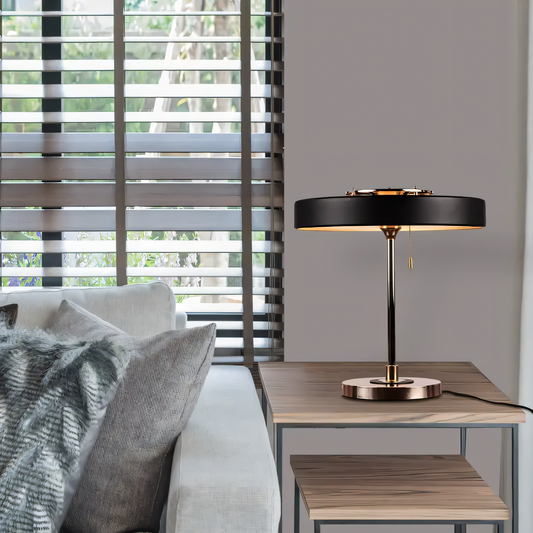 Matte gold metal table lamp