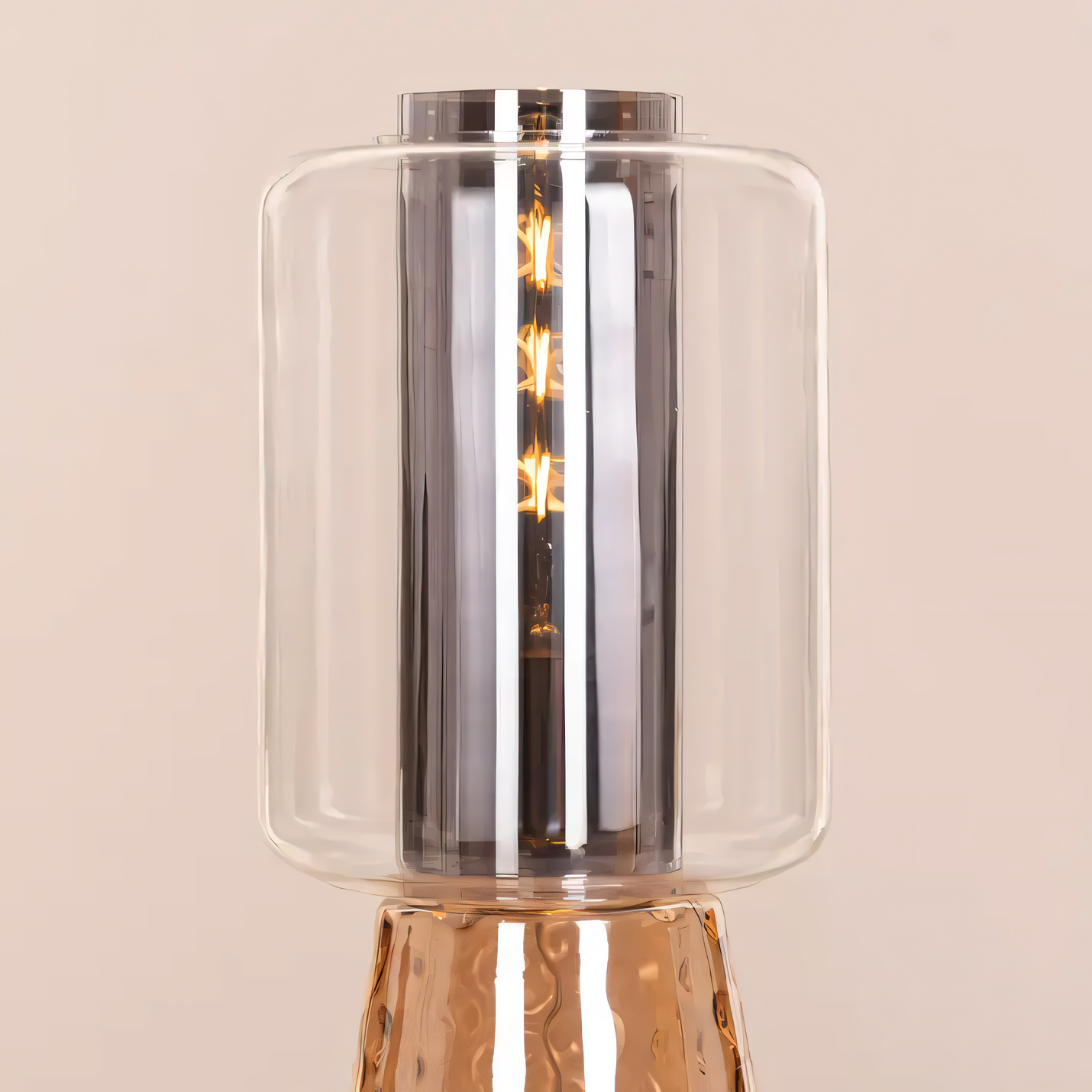 Minimalist table lamp with captivating glass textures