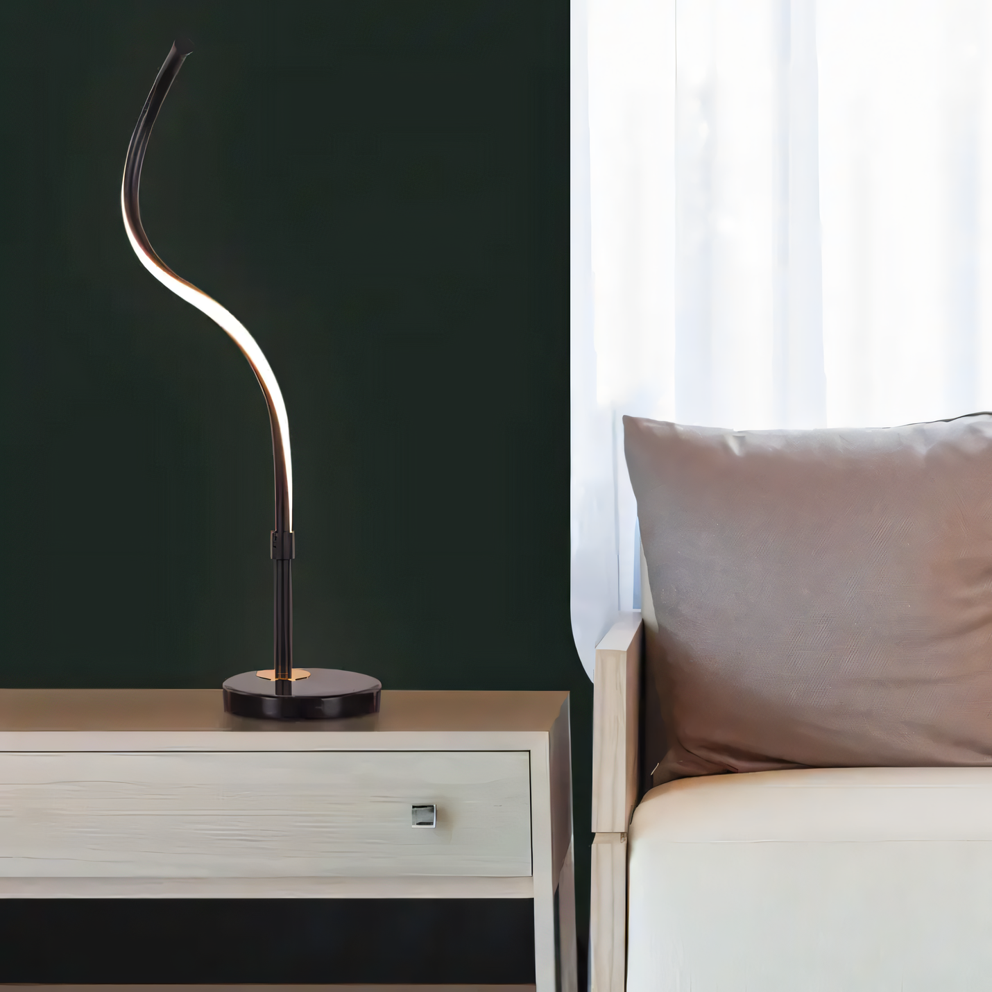 Cheat Sheet Marble Table Lamp in Black with Dimmable LED