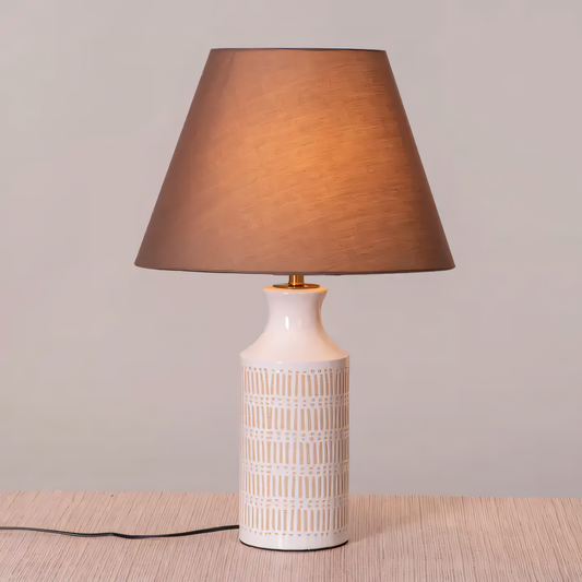 Desert-inspired ceramic table lamp