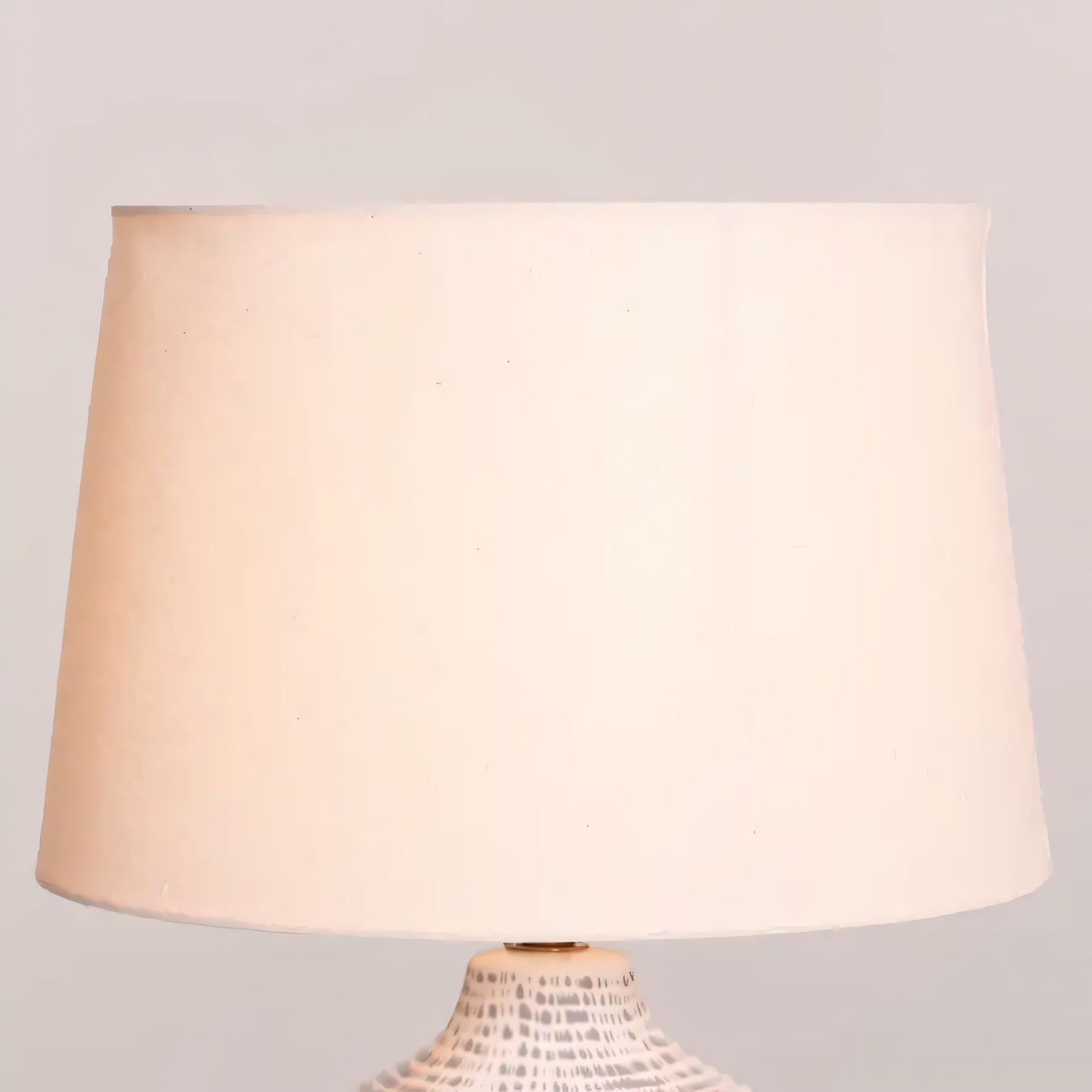 Soothing off-white lamp for cozy ambiance