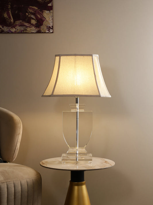 Ethereal table lamp with clear glass accents